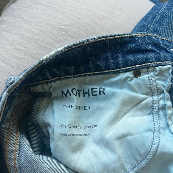 MOTHER The Sinner Ripped Distressed Ankle Cropped Denim Jeans 25 - Picture 6 of 6